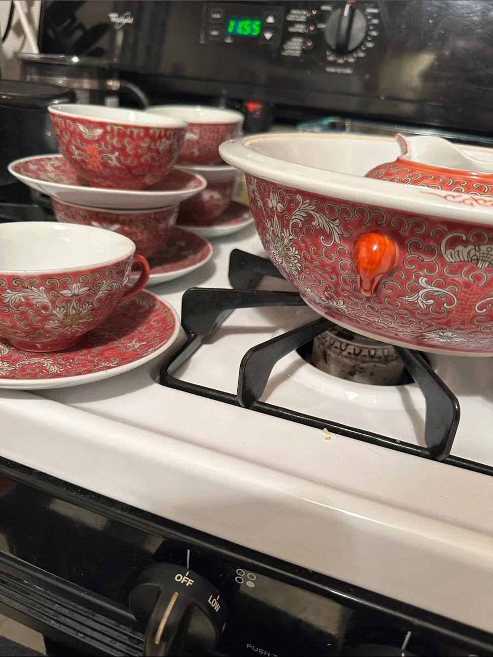 Vintage Famille Rose Mun Shou Porcelain Tea Set of 5 & soup bowl